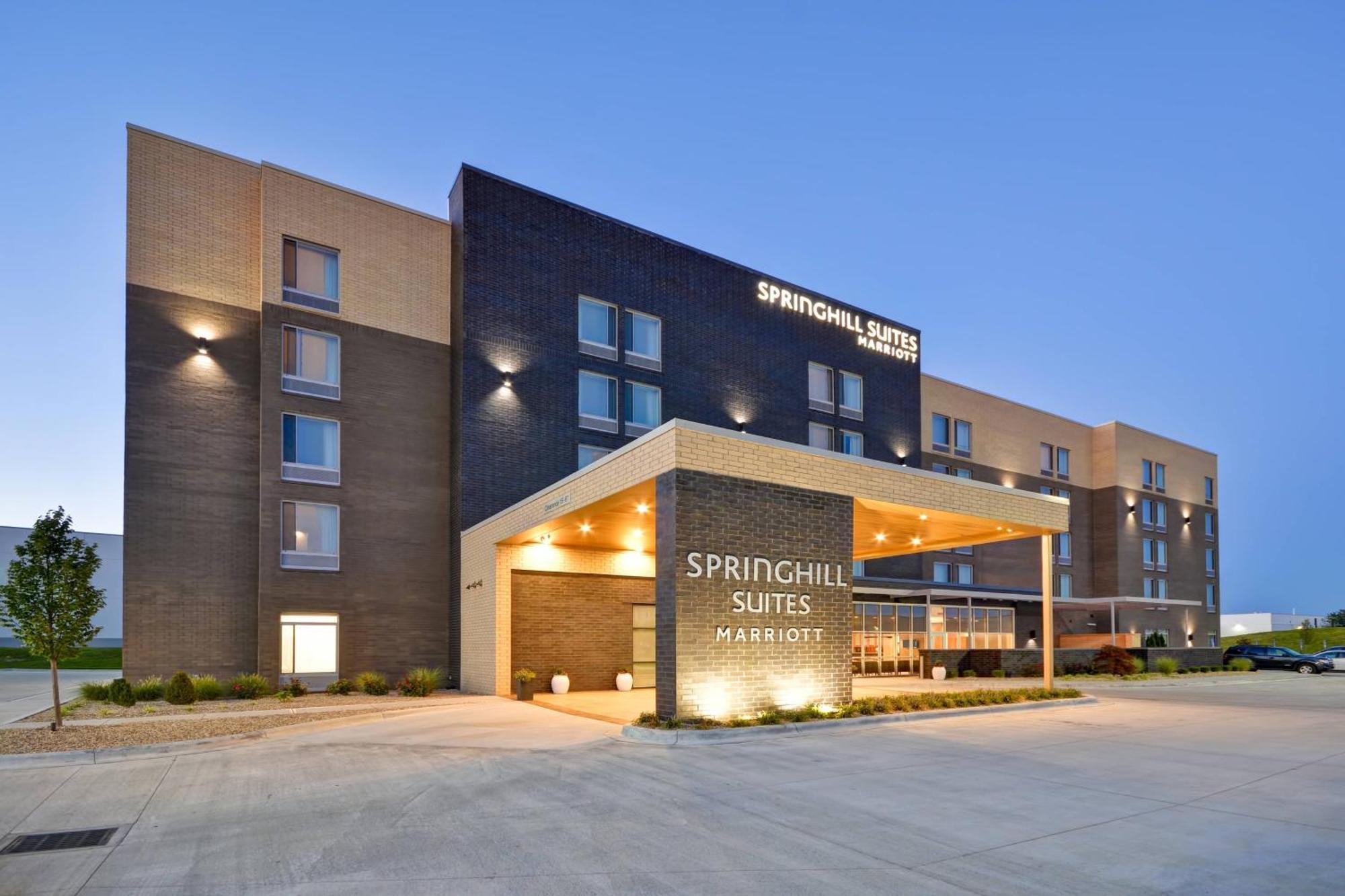 Springhill Suites By Marriott Cincinnati Blue Ash Esterno foto
